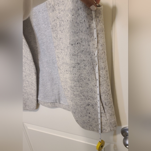 Club Monaco Wool Blend Tweed Open- Front Vest Gray Specked Size XS - Picture 12 of 13